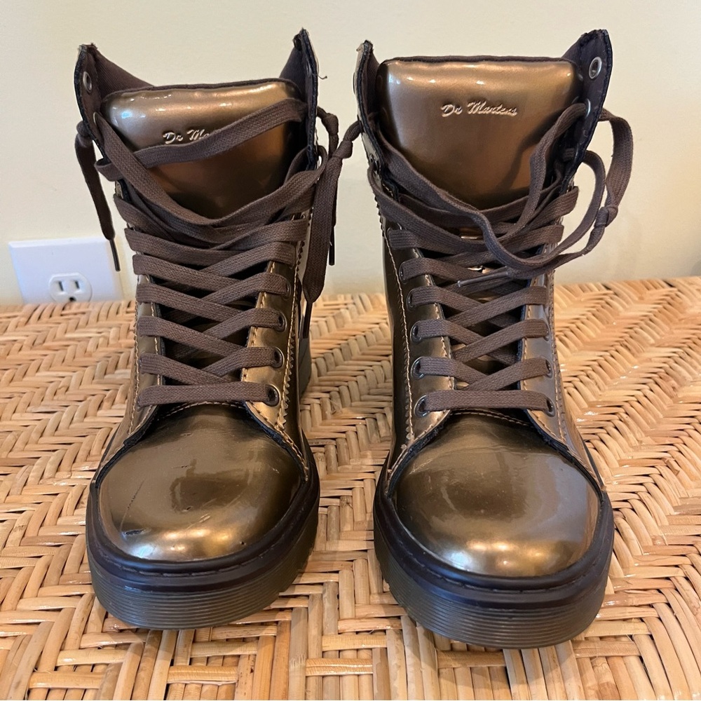 Dr Martens Metallic High-Top Shoes Size 6